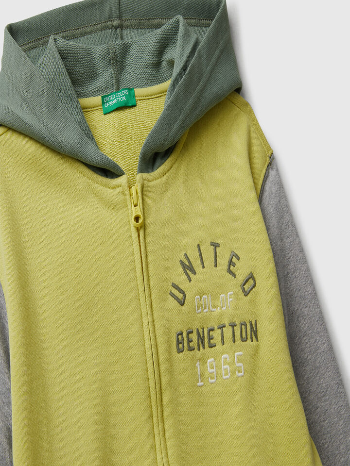 JACKET W/HOOD L/S Junior Boy image number 3